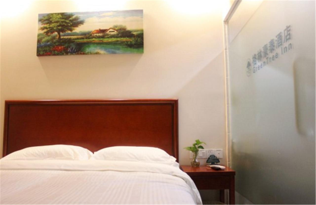 Greentree Inn Shanghai Hongqiao Hub Cao'An Road Huajiang Branch Road Express Hotel Jiading Ngoại thất bức ảnh
