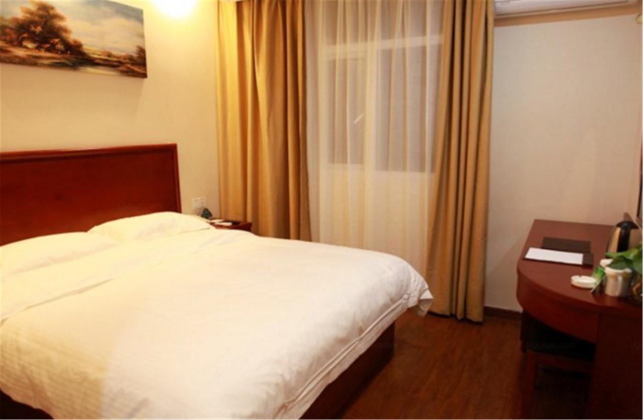 Greentree Inn Shanghai Hongqiao Hub Cao'An Road Huajiang Branch Road Express Hotel Jiading Ngoại thất bức ảnh